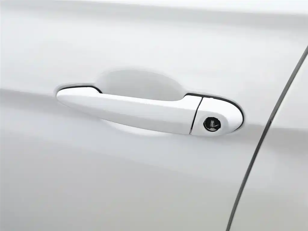 BMW 3 Series 2017 — фото 18