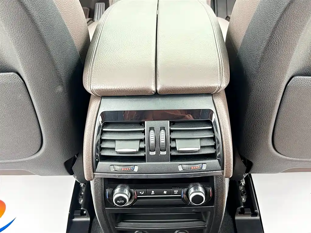 BMW X5 2015 — фото 14
