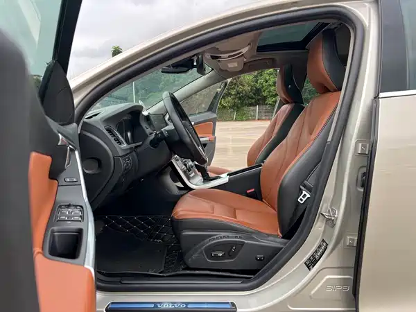 Volvo S60 2019