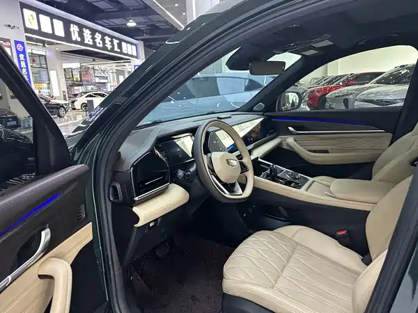 Geely Xingyue L 2024