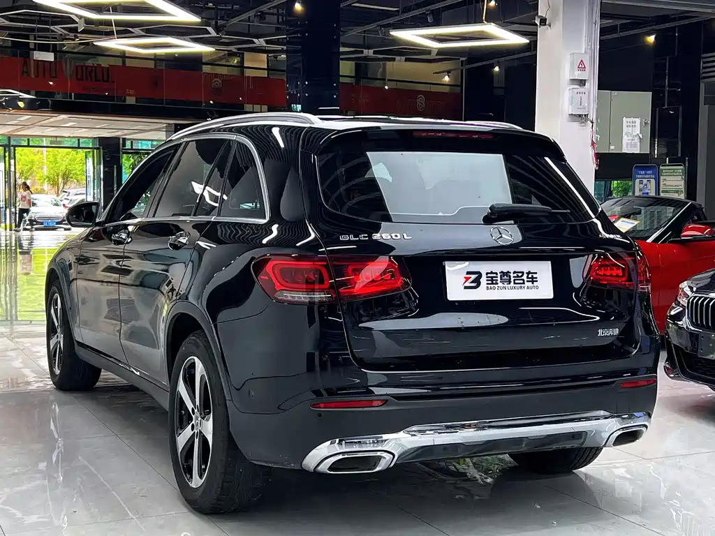 Mercedes-Benz GLC 2022 — фото 10
