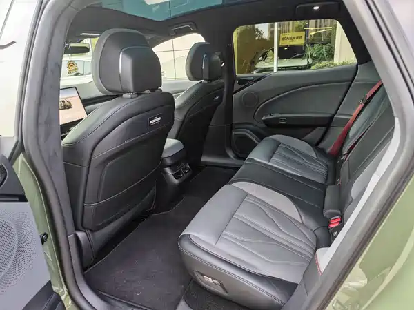 Zeekr 007GT 2025