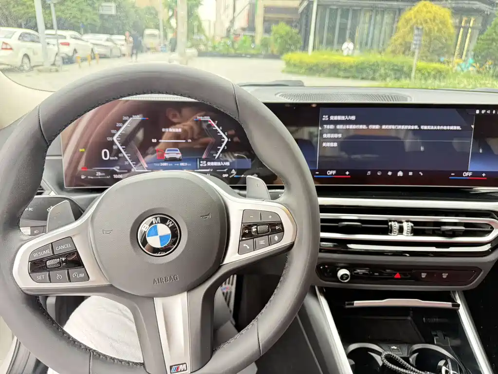 BMW 3 Series 2023 — фото 11