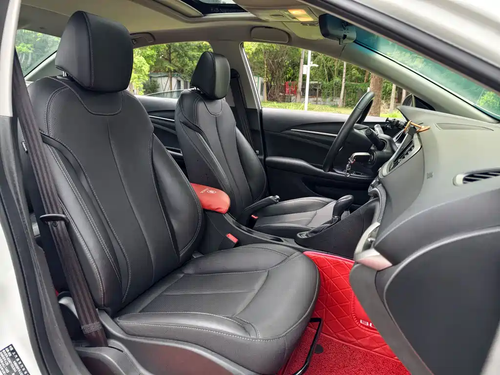 Buick Excelle 2022 — фото 13