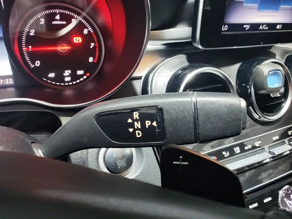 Mercedes-Benz C-Class 2017 — фото 14