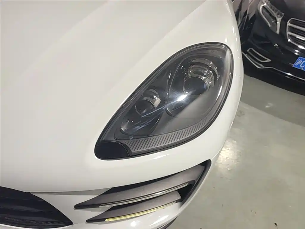 Porsche Macan 2015 — фото 24