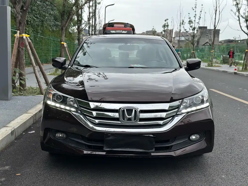 Honda Accord 2014 — фото 2