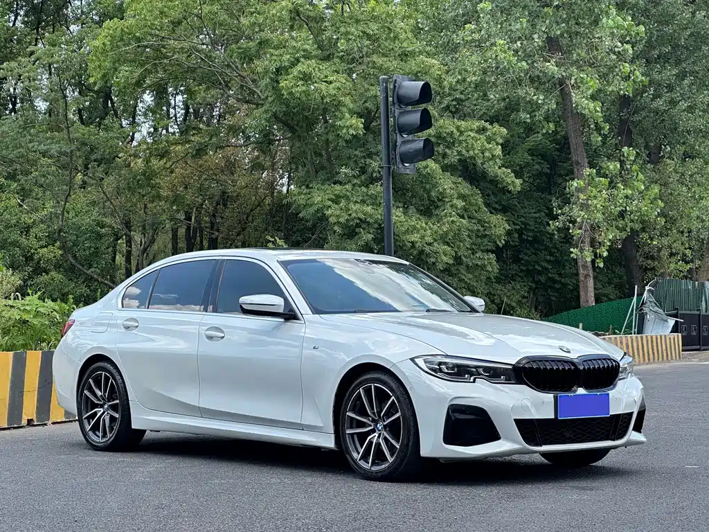 BMW 3 Series 2020