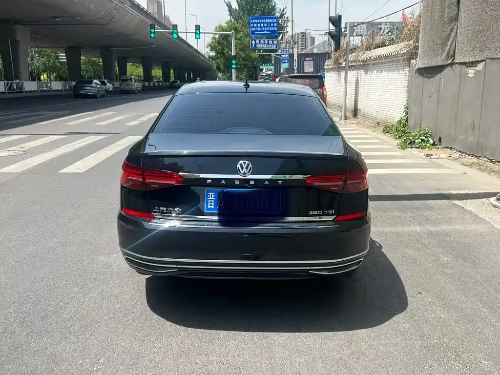 Volkswagen Passat 2019 — фото 8