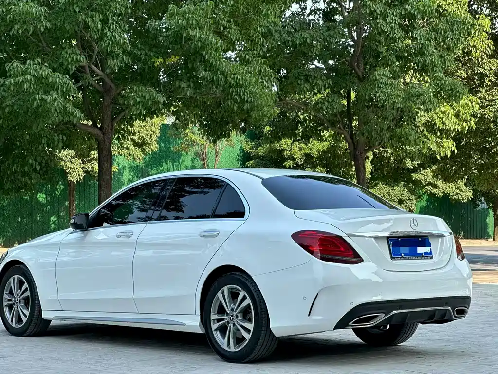 Mercedes-Benz C-Class 2020