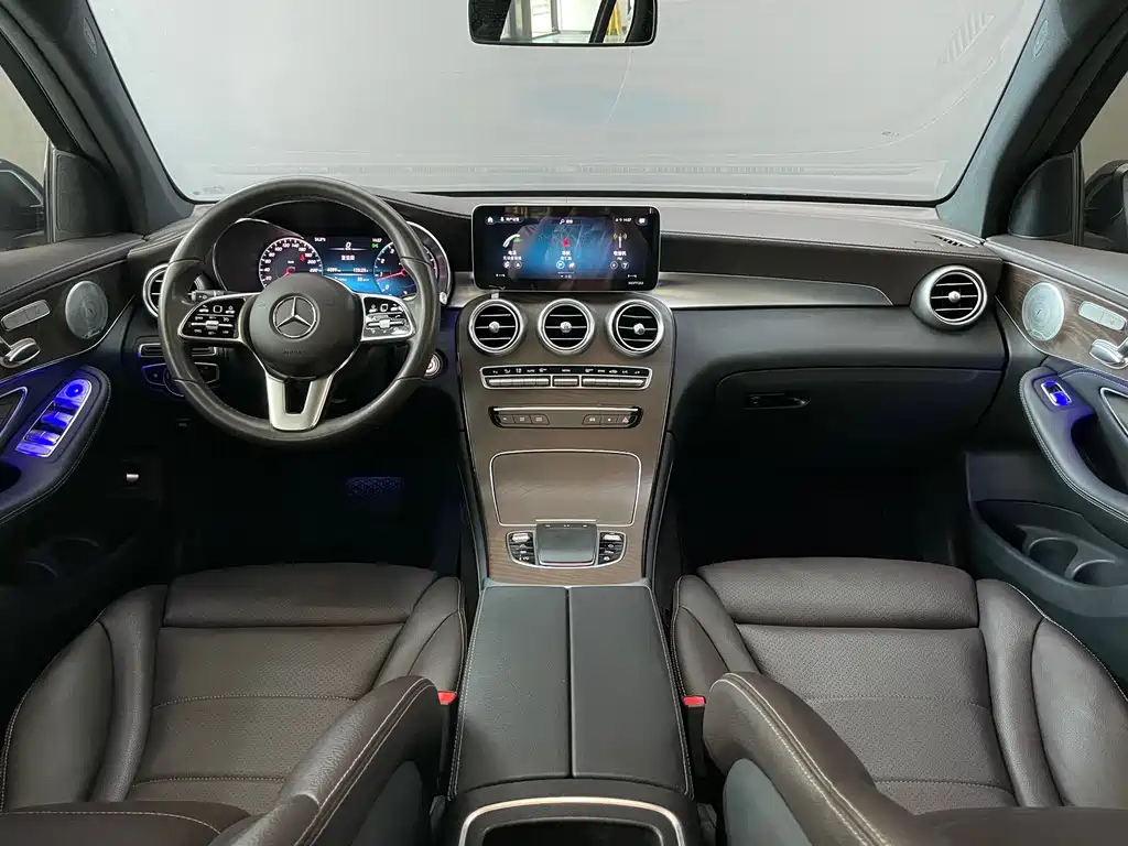 Mercedes-Benz GLC 2019 — фото 11