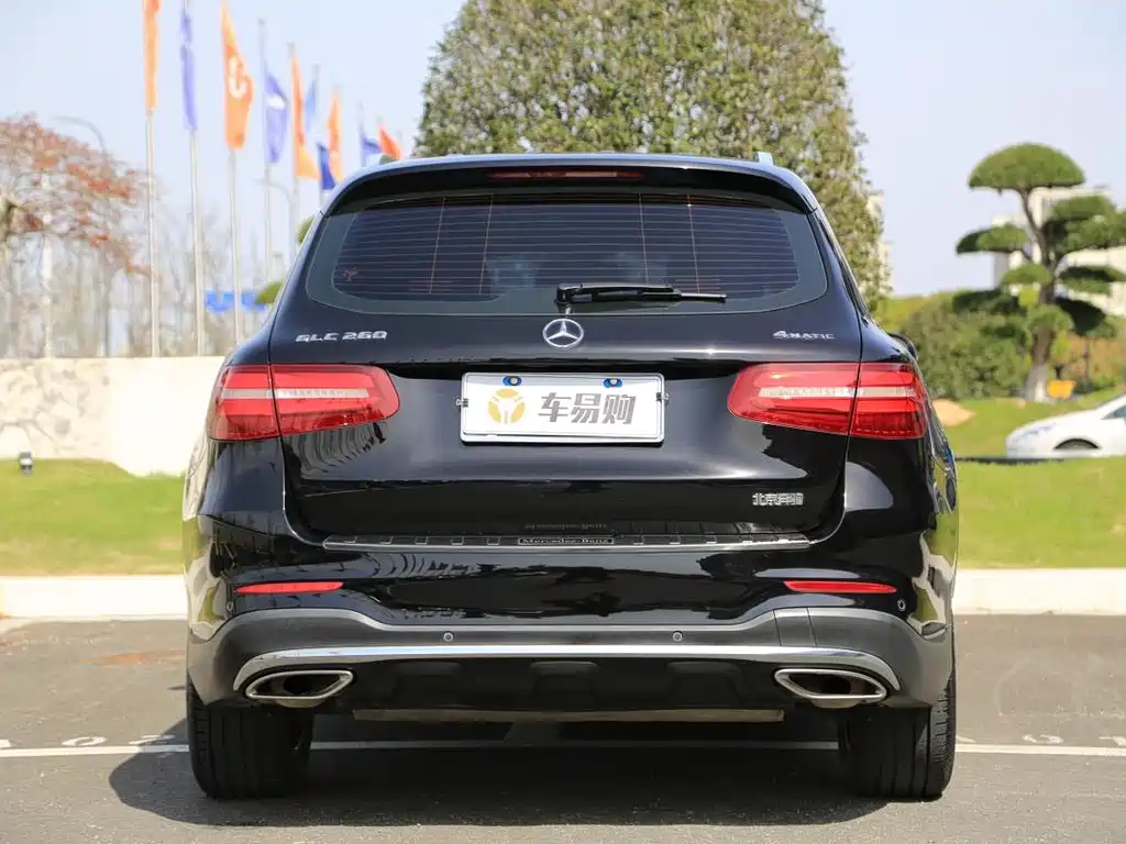 Mercedes-Benz GLC 2018 — фото 21