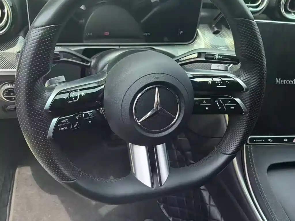 Mercedes-Benz C-Class 2022