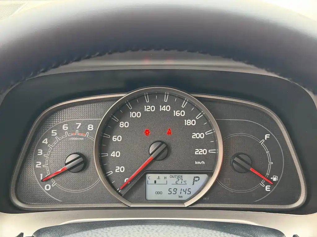 Toyota RAV4 2016 — фото 16