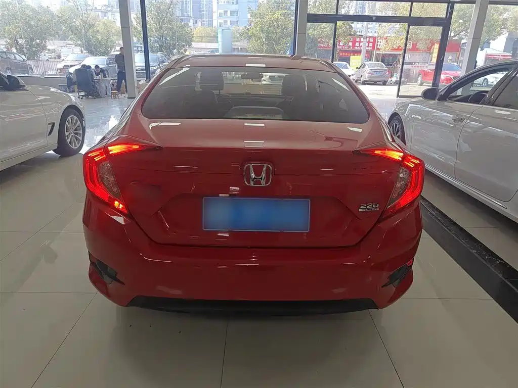 Honda Civic 2020 — фото 4