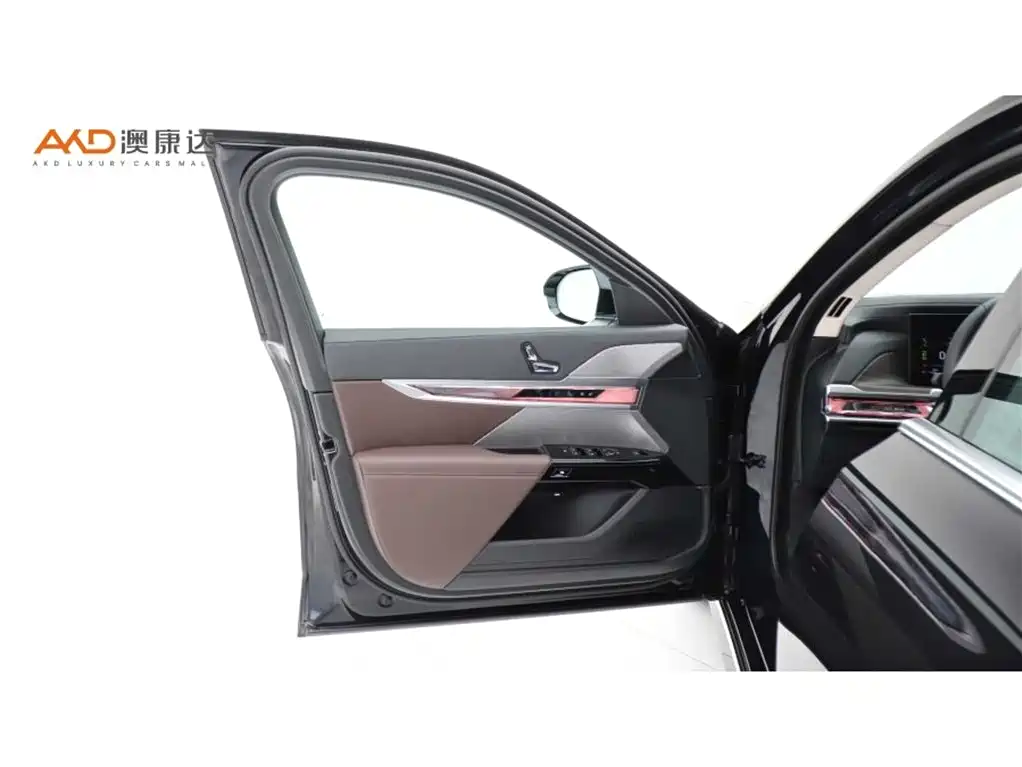 BMW 7 Series 2023 — фото 10