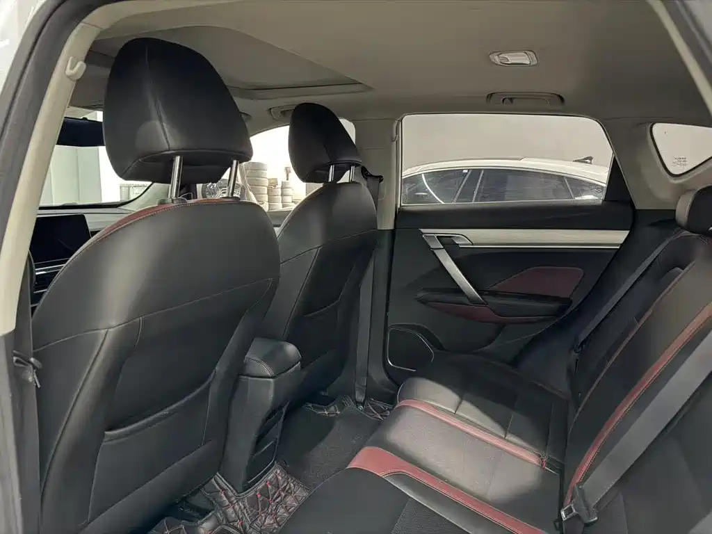 Geely Binyue 2022