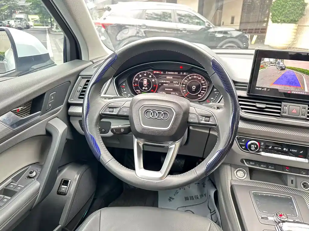 Audi Q5L 2019 — фото 8