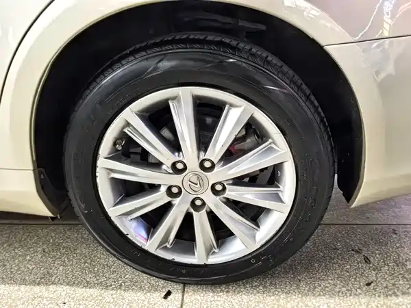 Lexus ES 2011