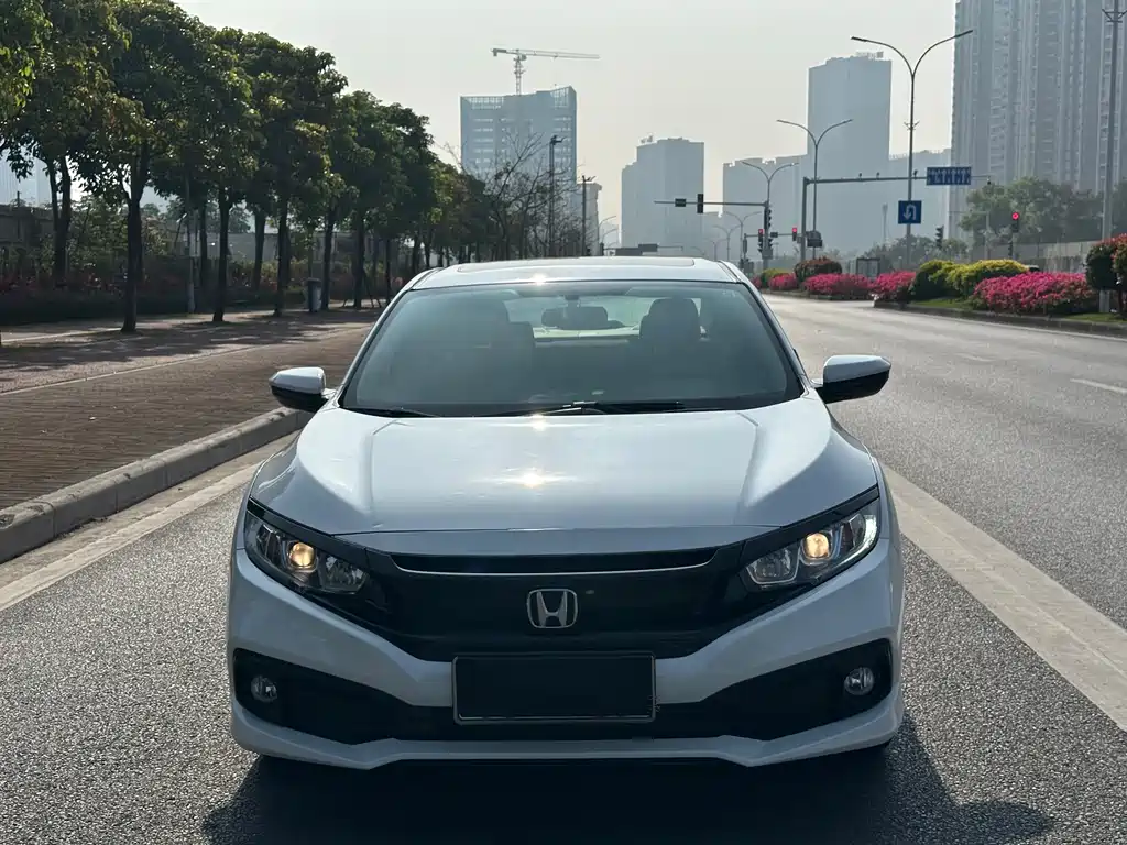 Honda Civic 2020 — фото 2
