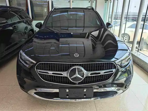 Mercedes-Benz GLC 2023