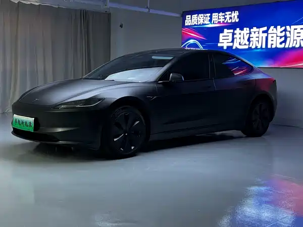 Tesla Model 3 2023