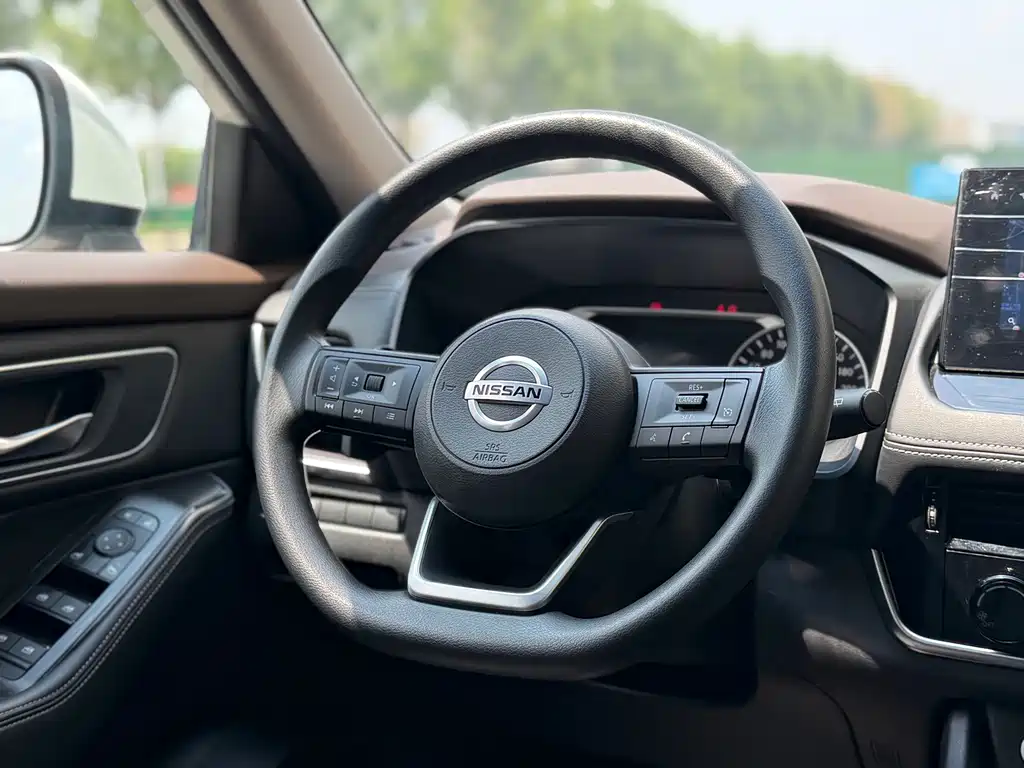 Nissan X-Trail 2021 — фото 10