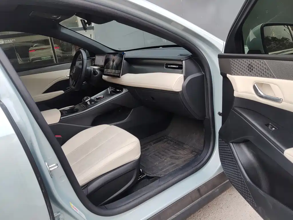 BYD Qin PLUS 2025