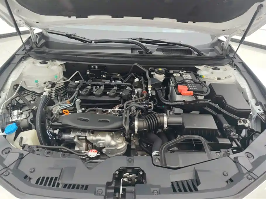 Honda Accord 2024 — фото 10