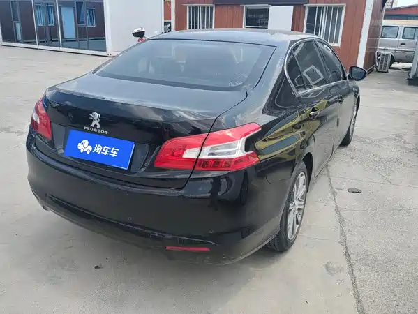 Peugeot 408 2016