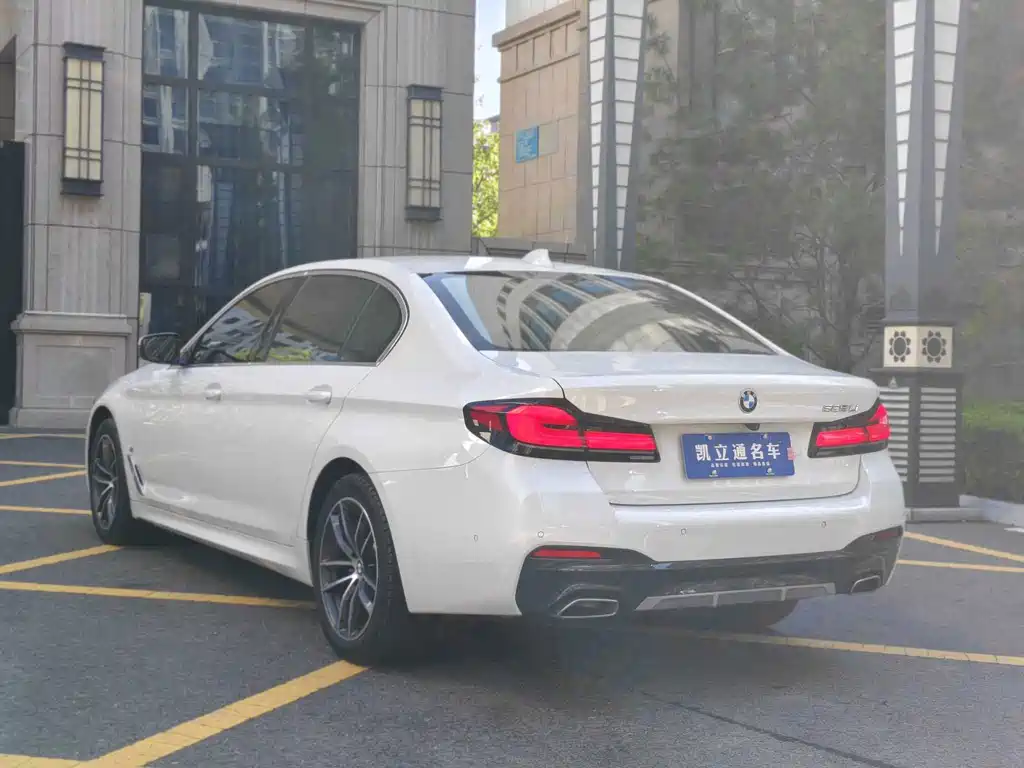 BMW 5 Series 2022