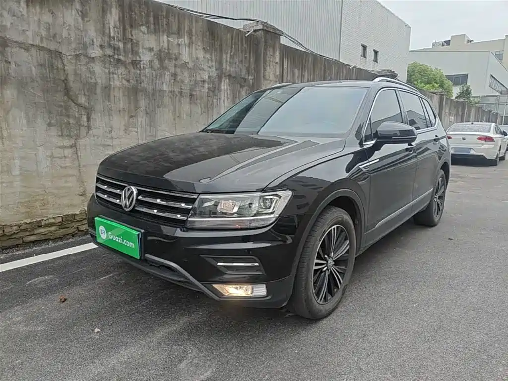 Volkswagen Tiguan L 2020 — фото 2