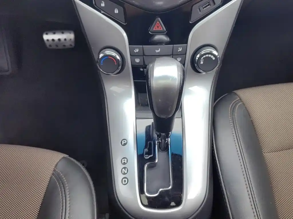 Chevrolet Cruze 2014 — фото 13
