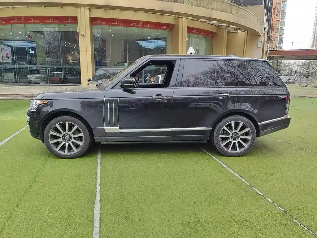 Land Rover Range Rover 2019 — фото 12