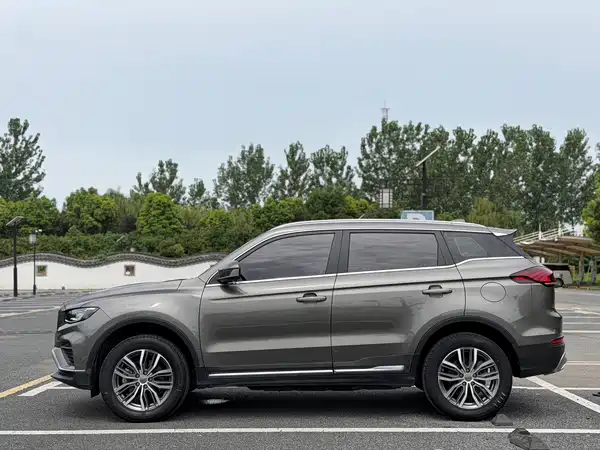 Geely Boyue 2020