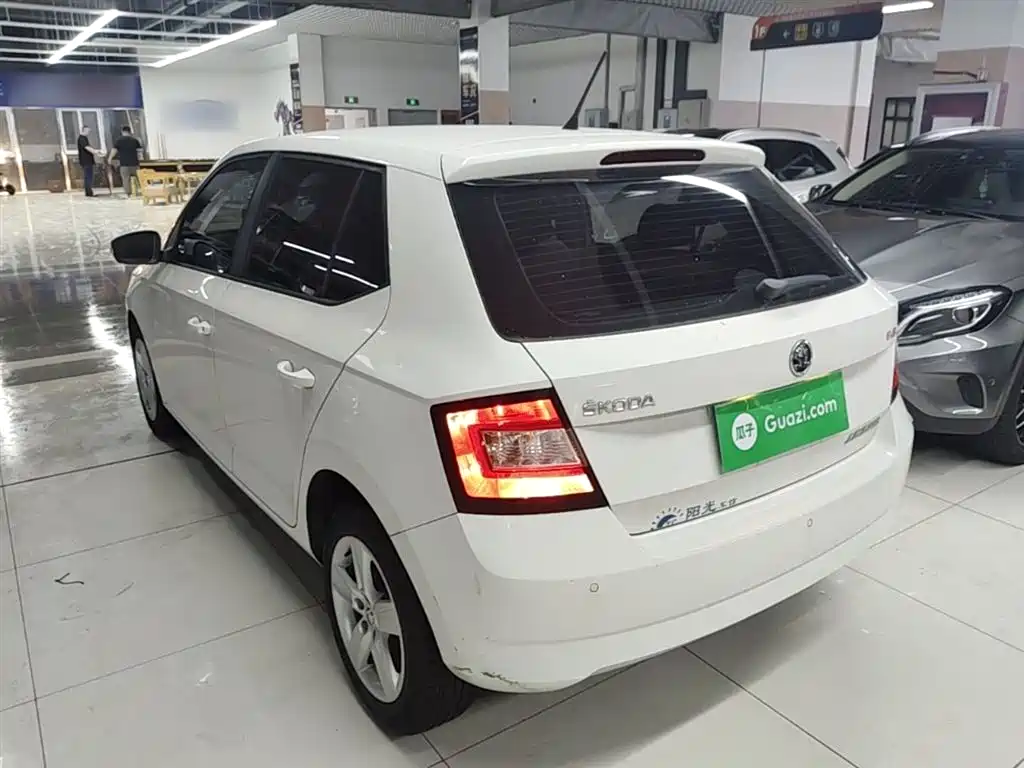Skoda Fabia 2018 — фото 5