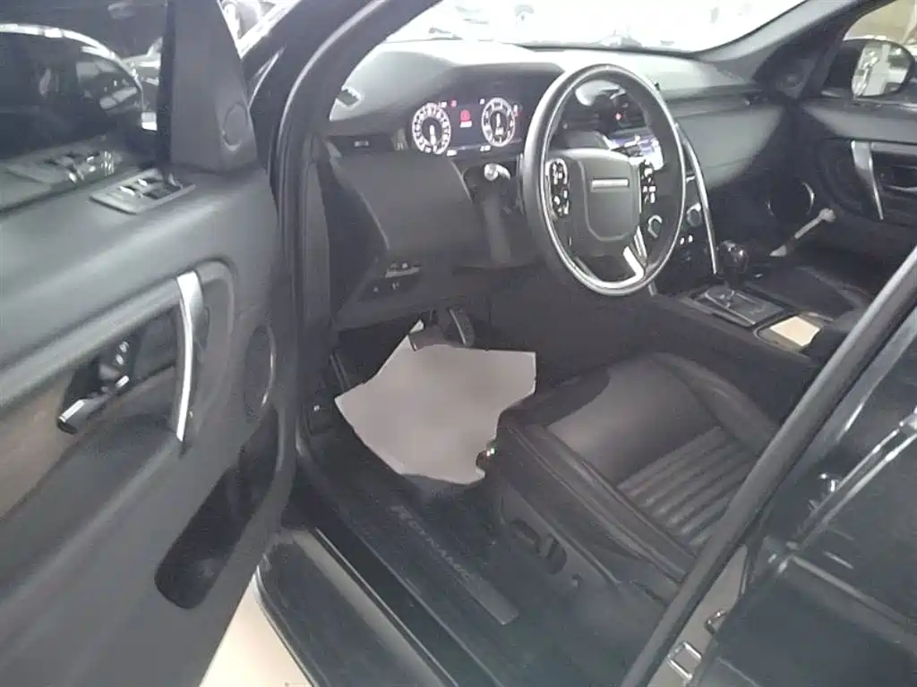 Land Rover Discovery Sport 2020 — фото 16