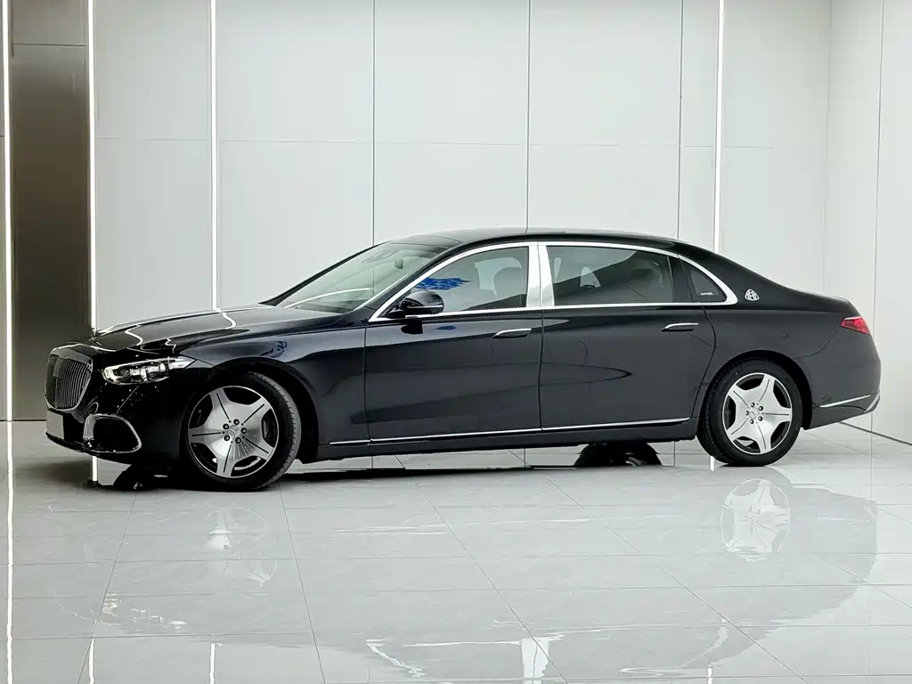 Mercedes-Benz Maybach S-Class 2023