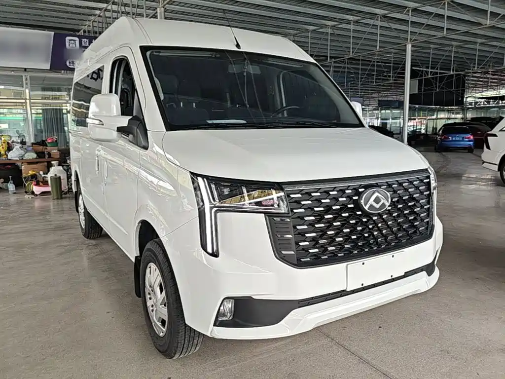 Maxus V80 2025