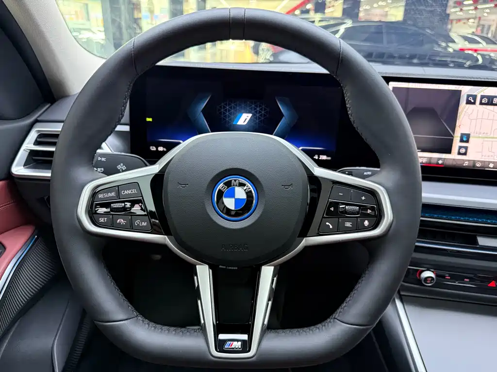 BMW i3 2025 — фото 10