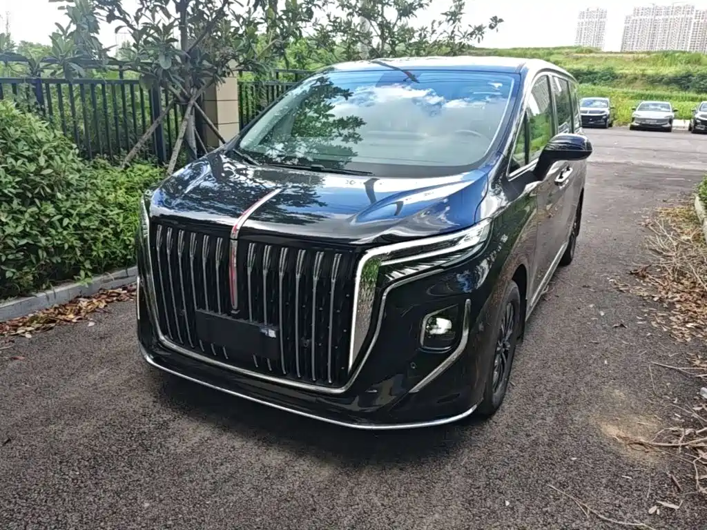 Hongqi HQ9 PHEV 2024 — фото 1
