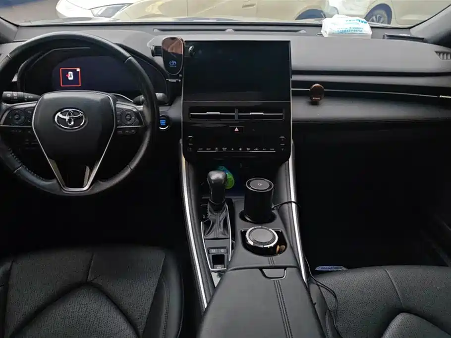Toyota Avalon 2024 — фото 13