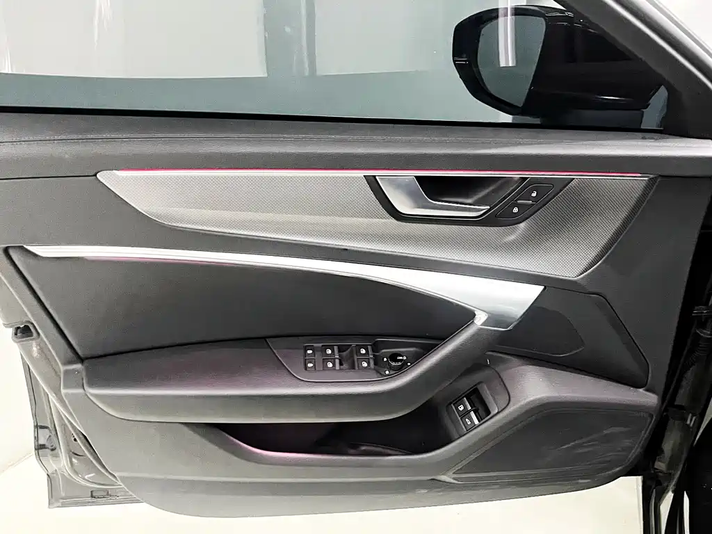 Audi A6L New Energy 2022 — фото 12