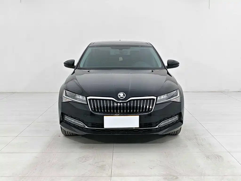 Skoda Superb 2024 — фото 2
