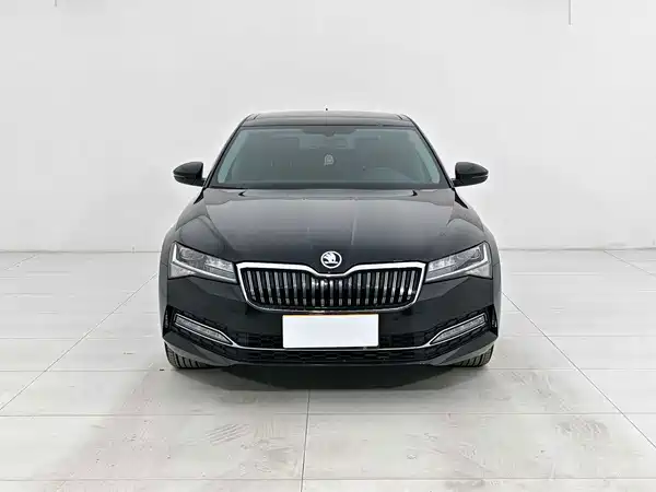 Skoda Superb 2024