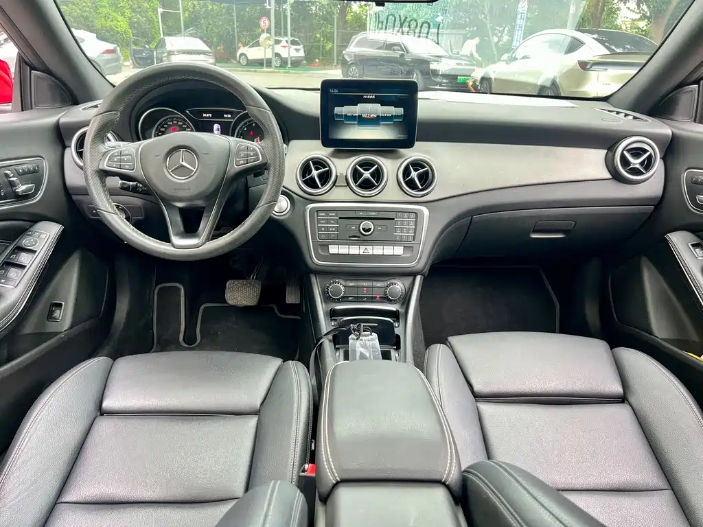 Mercedes-Benz CLA 2017 — фото 8