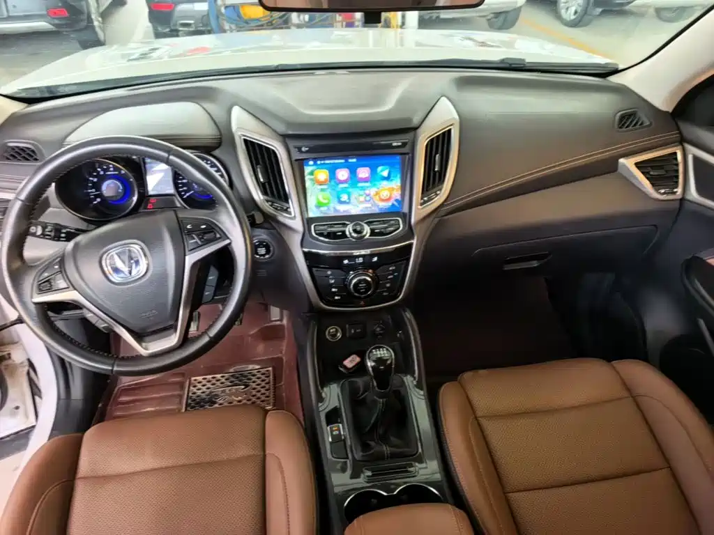 Changan CS75 2017 — фото 10