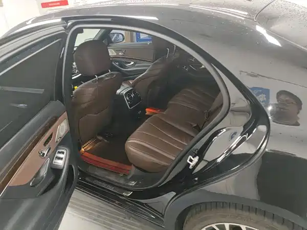 Mercedes-Benz S-Class 2018