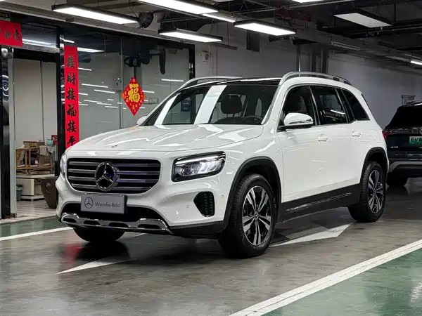 Mercedes-Benz GLB 2024