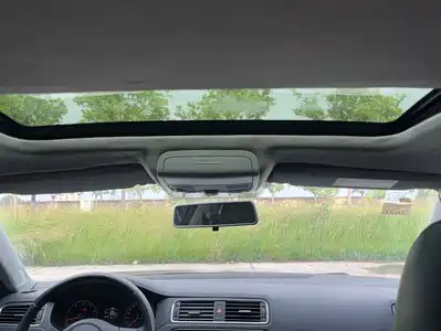 Volkswagen Sagitar 2014